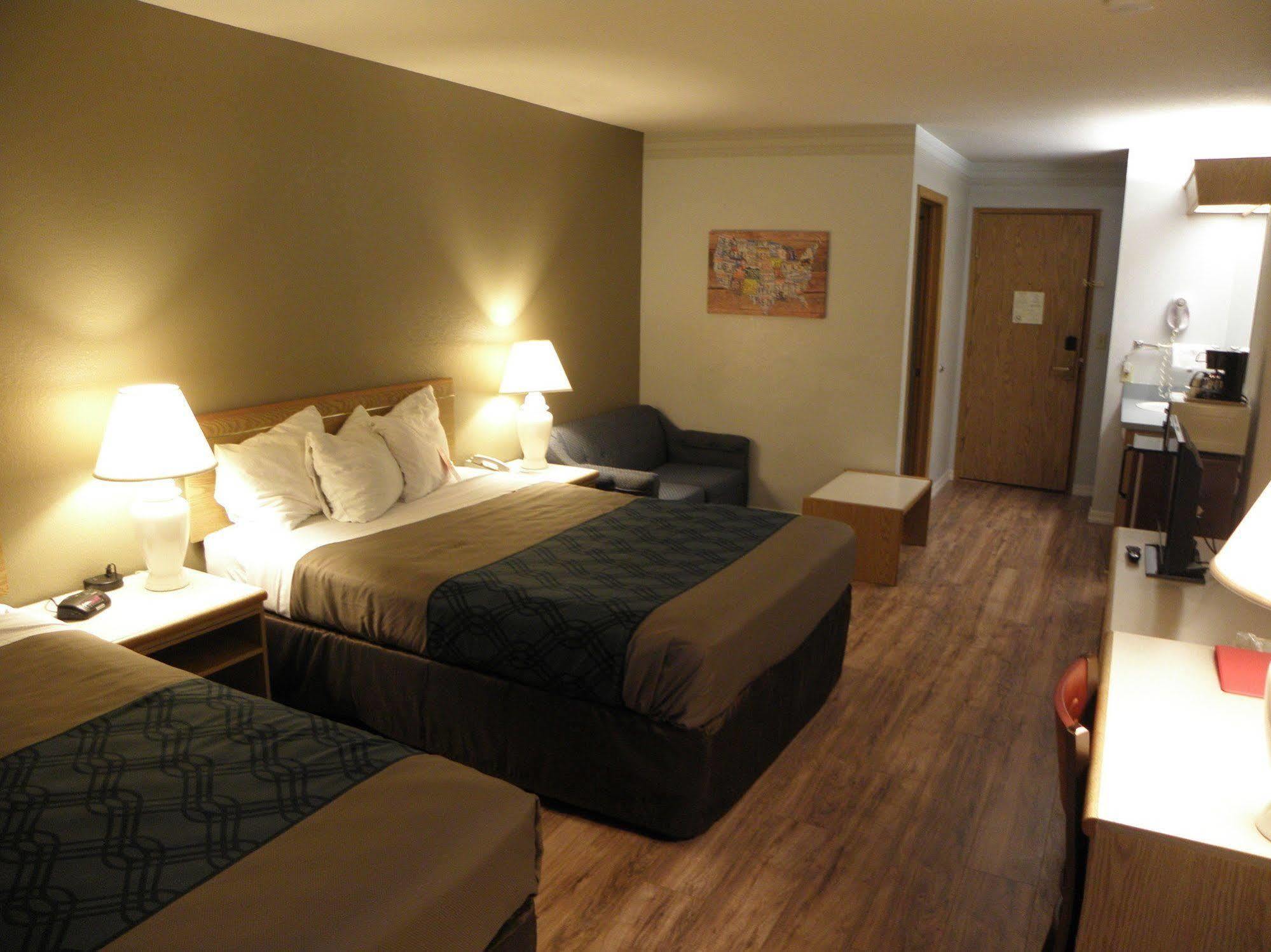 Ocean Star Inn 塞奎姆 外观 照片