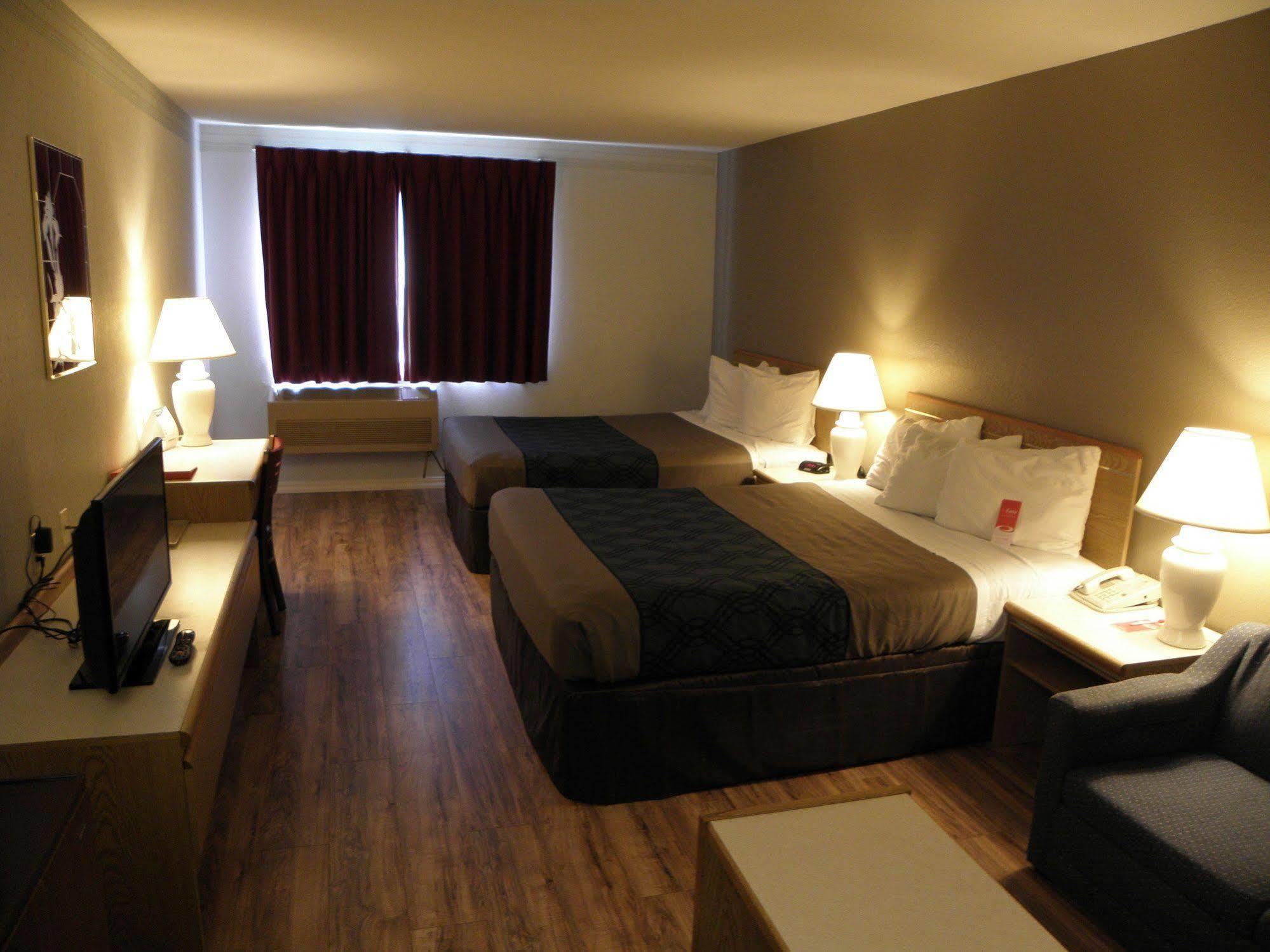 Ocean Star Inn 塞奎姆 外观 照片